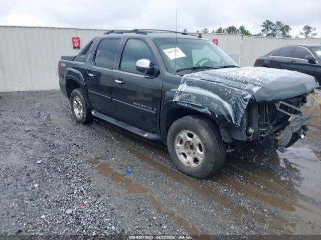  Salvage Chevrolet Avalanche 1500