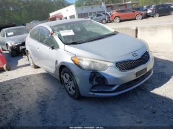  Salvage Kia Forte