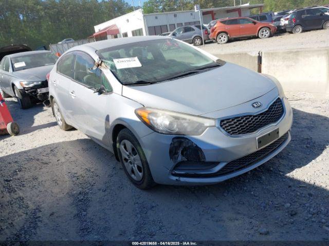  Salvage Kia Forte