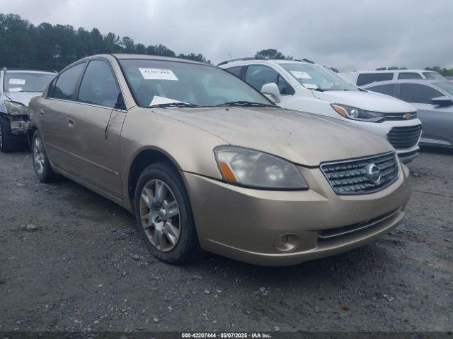  Salvage Nissan Altima