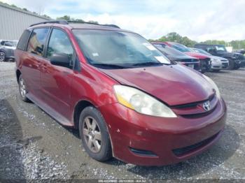  Salvage Toyota Sienna