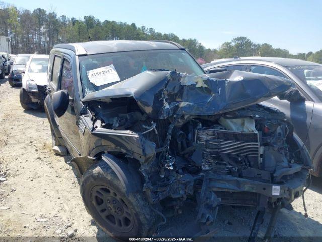  Salvage Dodge Nitro