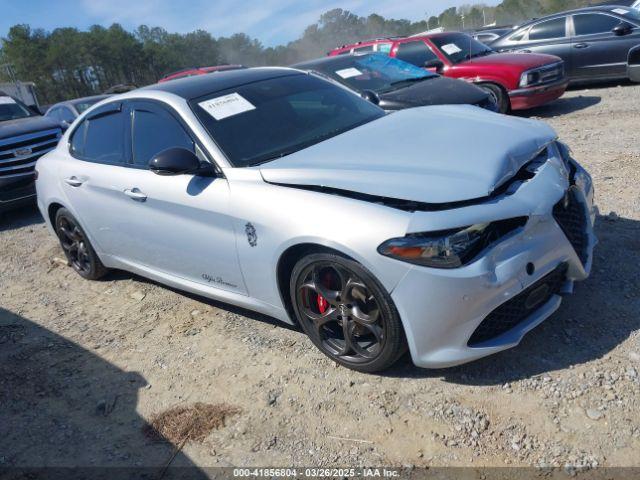  Salvage Alfa Romeo Giulia
