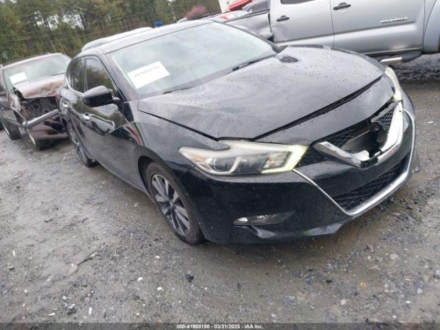  Salvage Nissan Maxima
