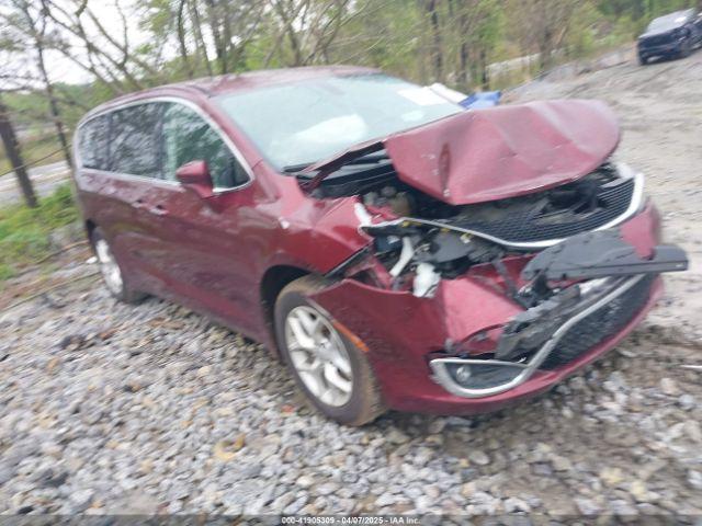  Salvage Chrysler Pacifica
