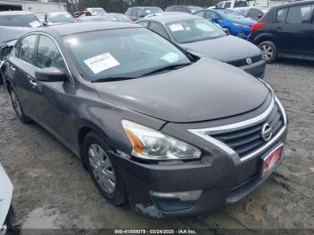  Salvage Nissan Altima