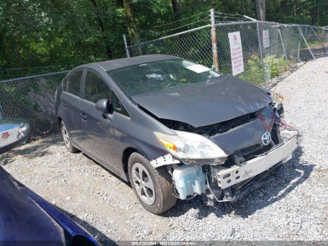  Salvage Toyota Prius