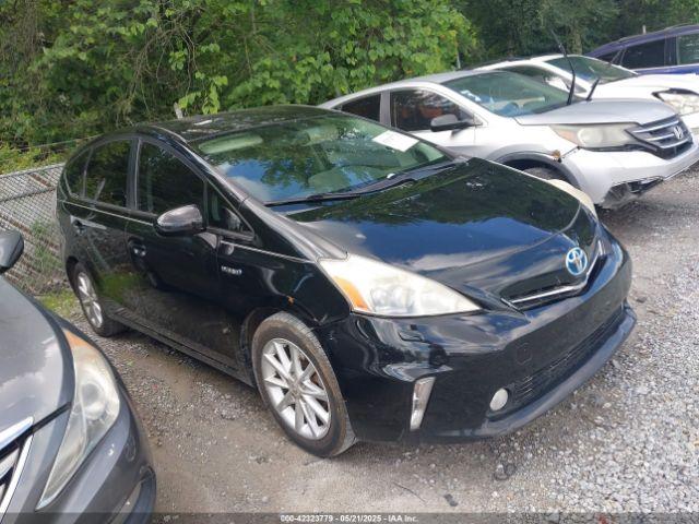  Salvage Toyota Prius v