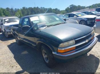  Salvage Chevrolet S-10