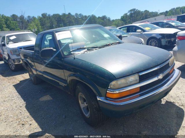  Salvage Chevrolet S-10