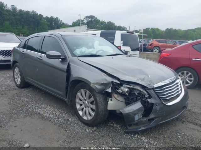  Salvage Chrysler 200