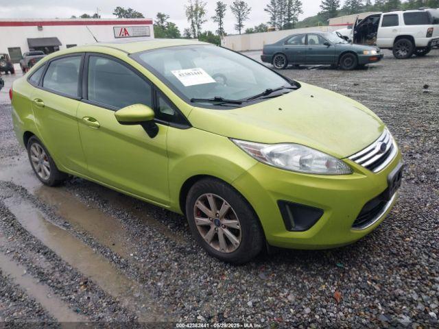  Salvage Ford Fiesta
