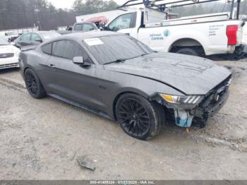  Salvage Ford Mustang
