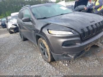  Salvage Jeep Cherokee