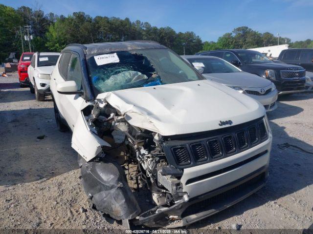  Salvage Jeep Compass