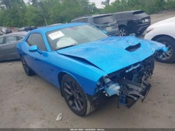  Salvage Dodge Challenger