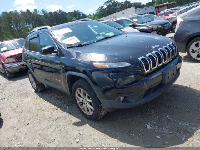  Salvage Jeep Cherokee