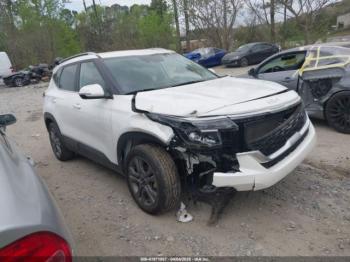  Salvage Kia Seltos