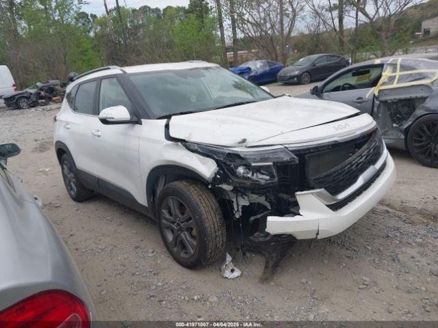  Salvage Kia Seltos