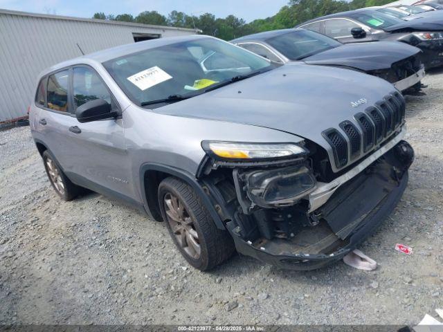  Salvage Jeep Cherokee