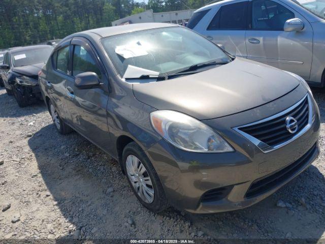  Salvage Nissan Versa