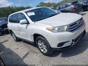  Salvage Toyota Highlander
