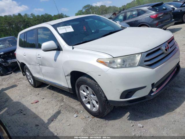  Salvage Toyota Highlander