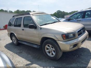  Salvage Nissan Pathfinder
