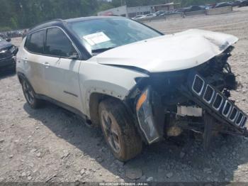  Salvage Jeep Compass