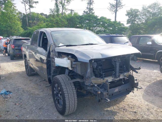  Salvage Nissan Titan