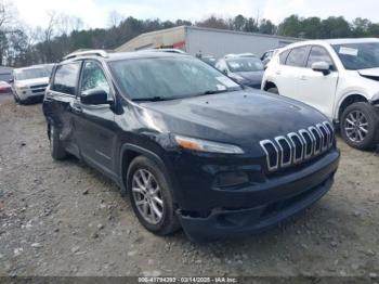  Salvage Jeep Cherokee