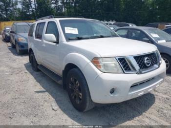  Salvage Nissan Pathfinder