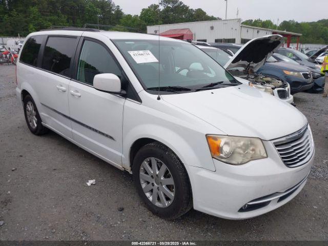  Salvage Chrysler Town & Country