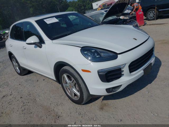  Salvage Porsche Cayenne