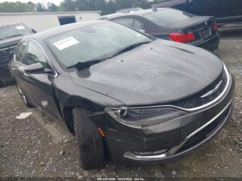  Salvage Chrysler 200