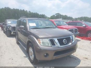  Salvage Nissan Pathfinder