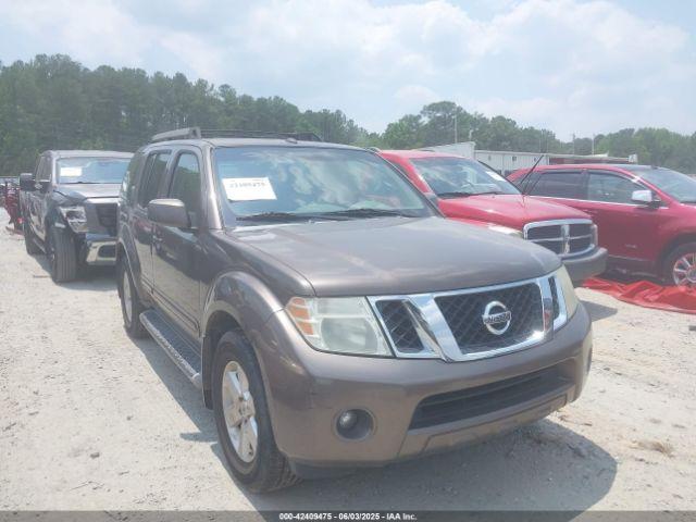  Salvage Nissan Pathfinder