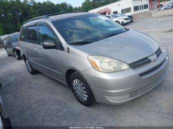  Salvage Toyota Sienna