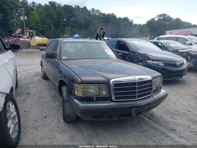  Salvage Mercedes-Benz 560