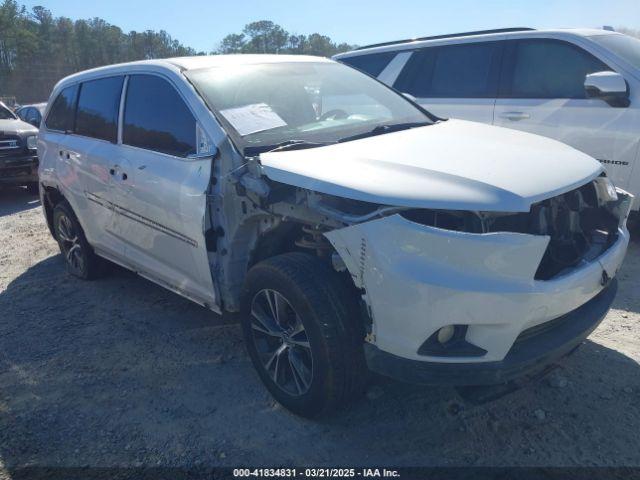  Salvage Toyota Highlander