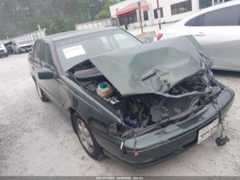  Salvage Volvo S70