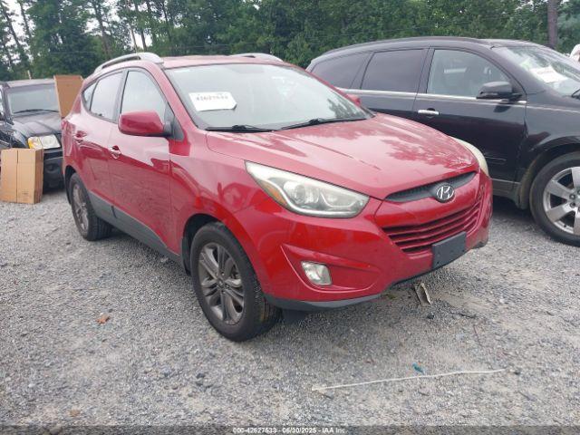  Salvage Hyundai TUCSON