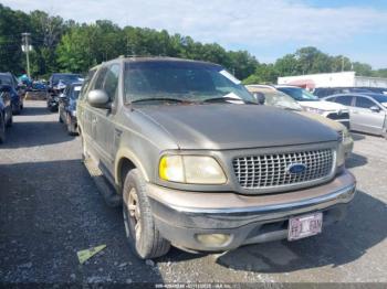  Salvage Ford Expedition
