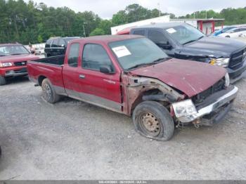  Salvage Toyota Tacoma