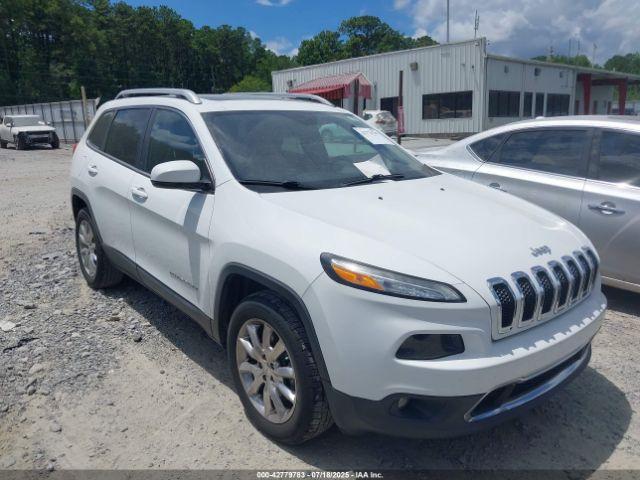  Salvage Jeep Cherokee