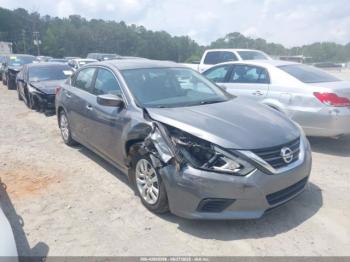 Salvage Nissan Altima