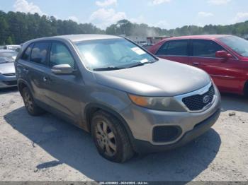  Salvage Kia Sorento