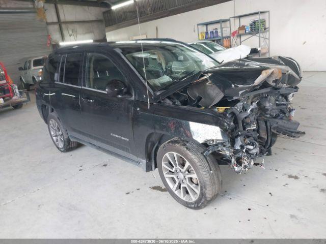  Salvage Jeep Compass