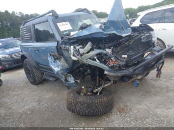  Salvage Ford Bronco