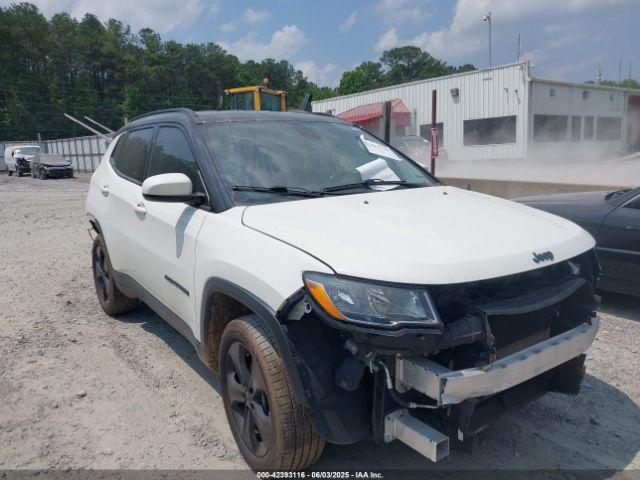  Salvage Jeep Compass